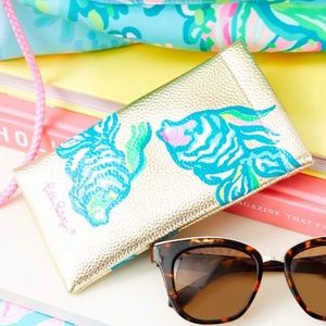 NWT *Lilly Pulitzer* Sun Glass Case
